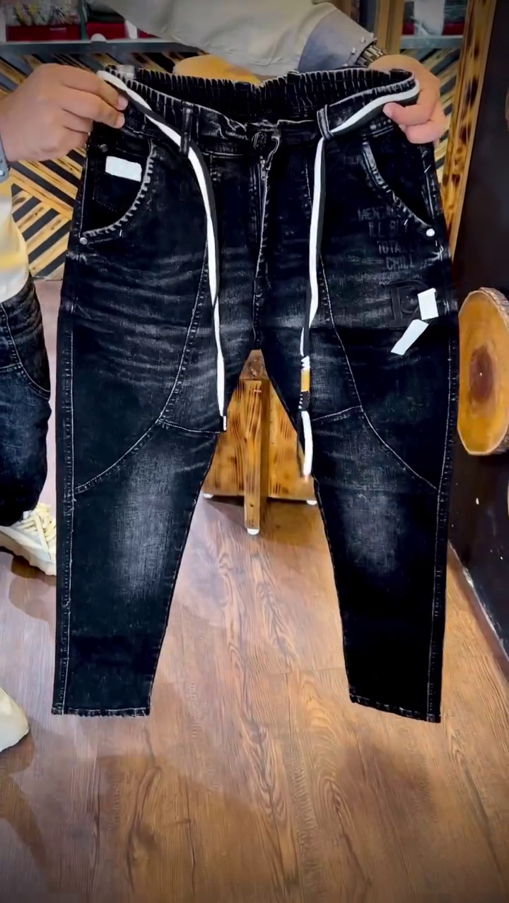 👖 Men’s Black Denim Jogger Jeans with Drawstring Waist