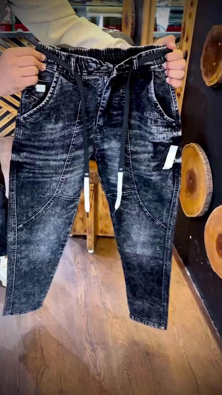 👖 Men’s Black Denim Jogger Jeans with Drawstring Waist