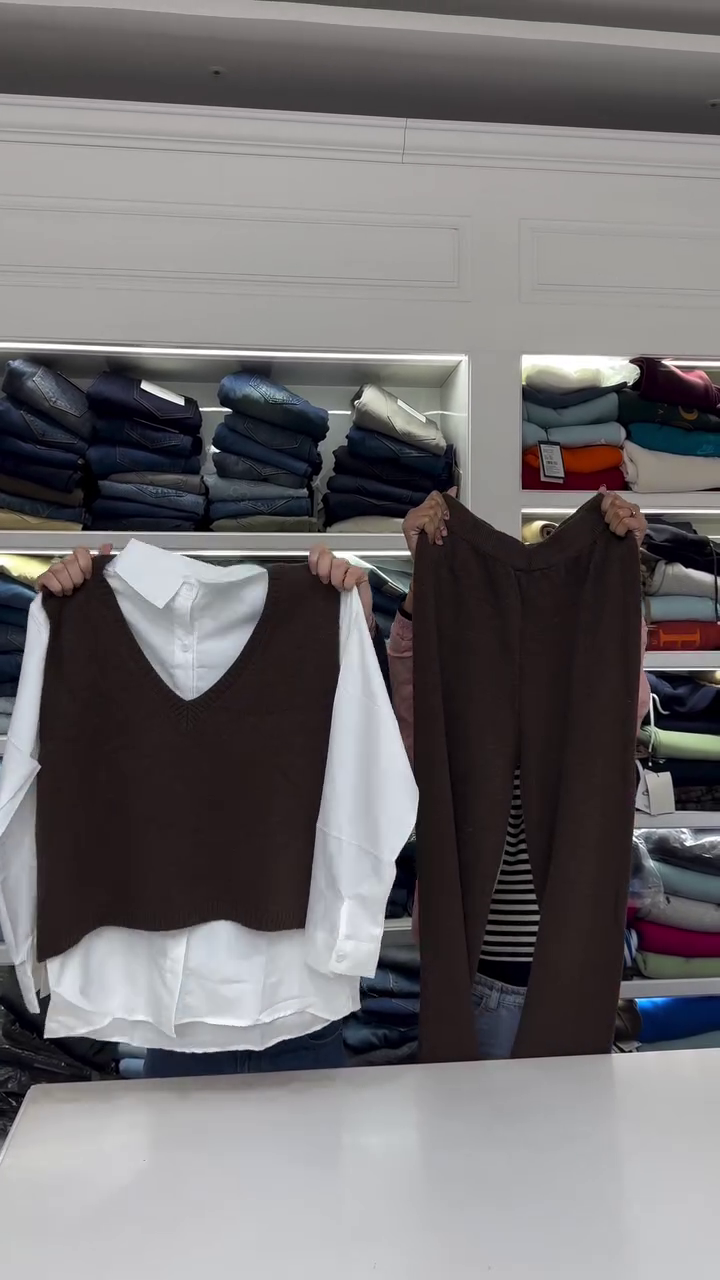 Classic Chic Layered Co-Ord Set – Elegant Comfort Redefined