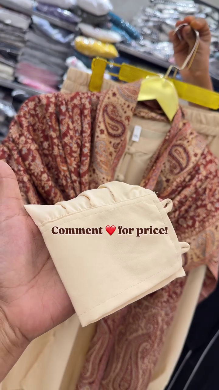 Elegant Paisley Grace Kurta Set with Matching Dupatta