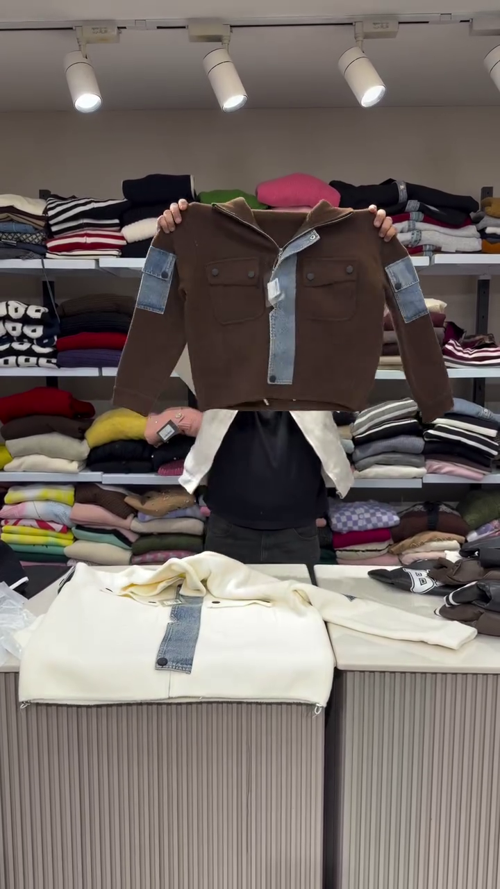 Contrast Denim-Patch Cropped Jacket