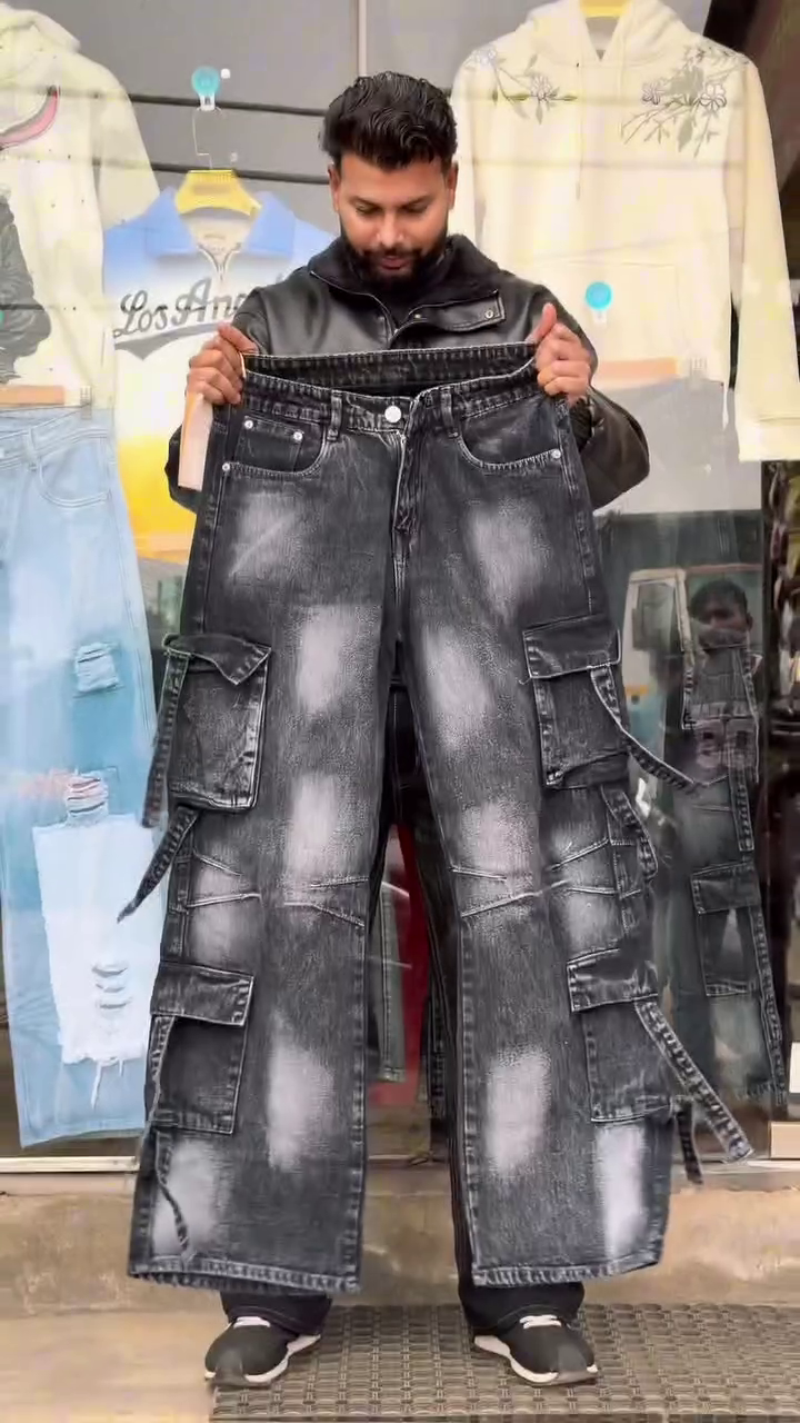 Grey Washed Wide-Leg Cargo Jeans