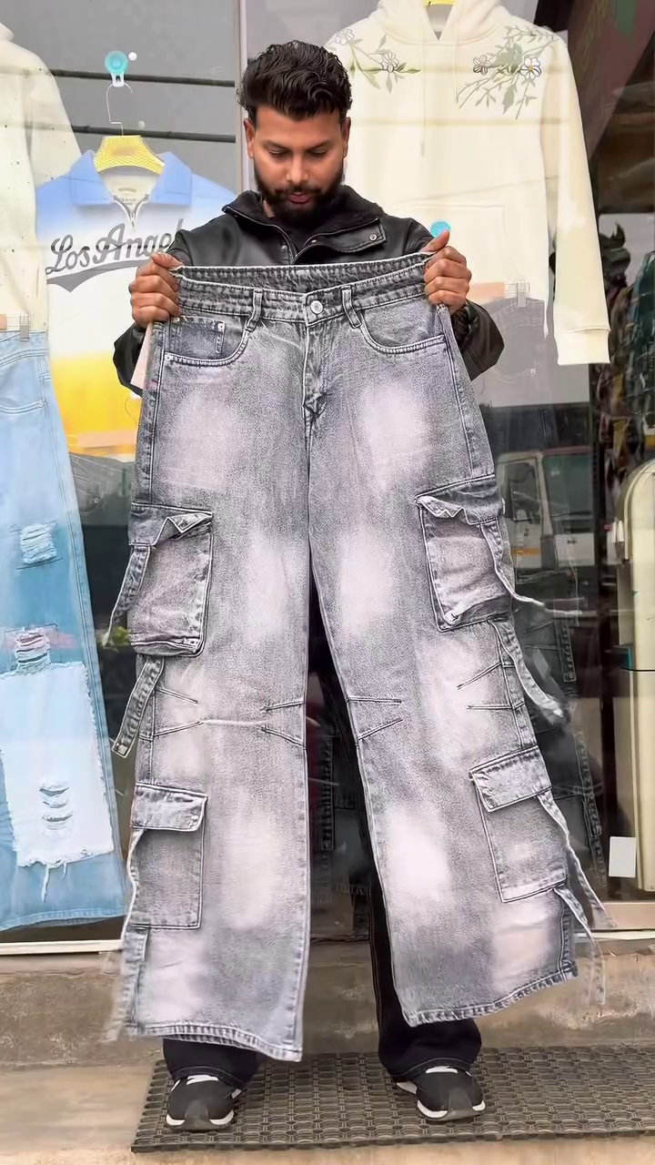 Grey Washed Wide-Leg Cargo Jeans