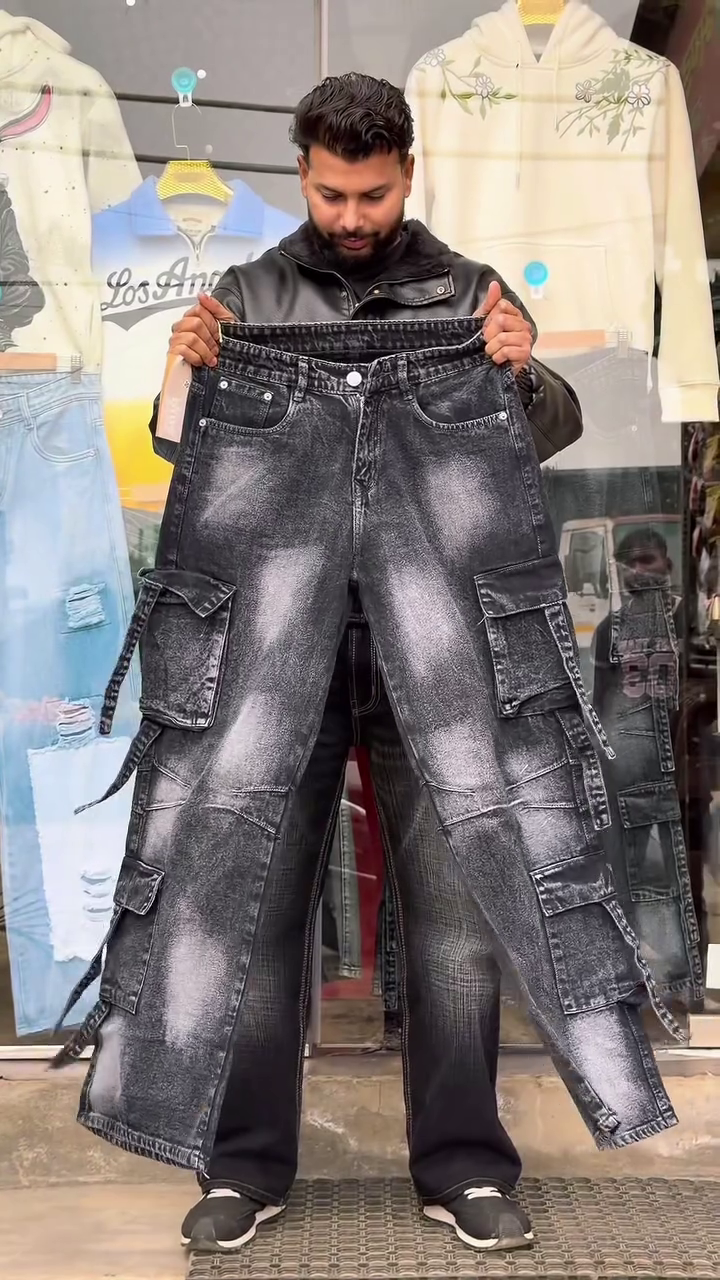 Grey Washed Wide-Leg Cargo Jeans