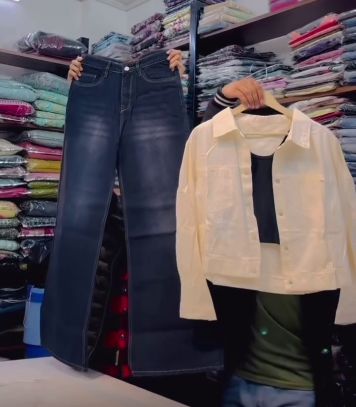 Dark Blue Wide-Leg Jeans with Cream Cropped Jacket