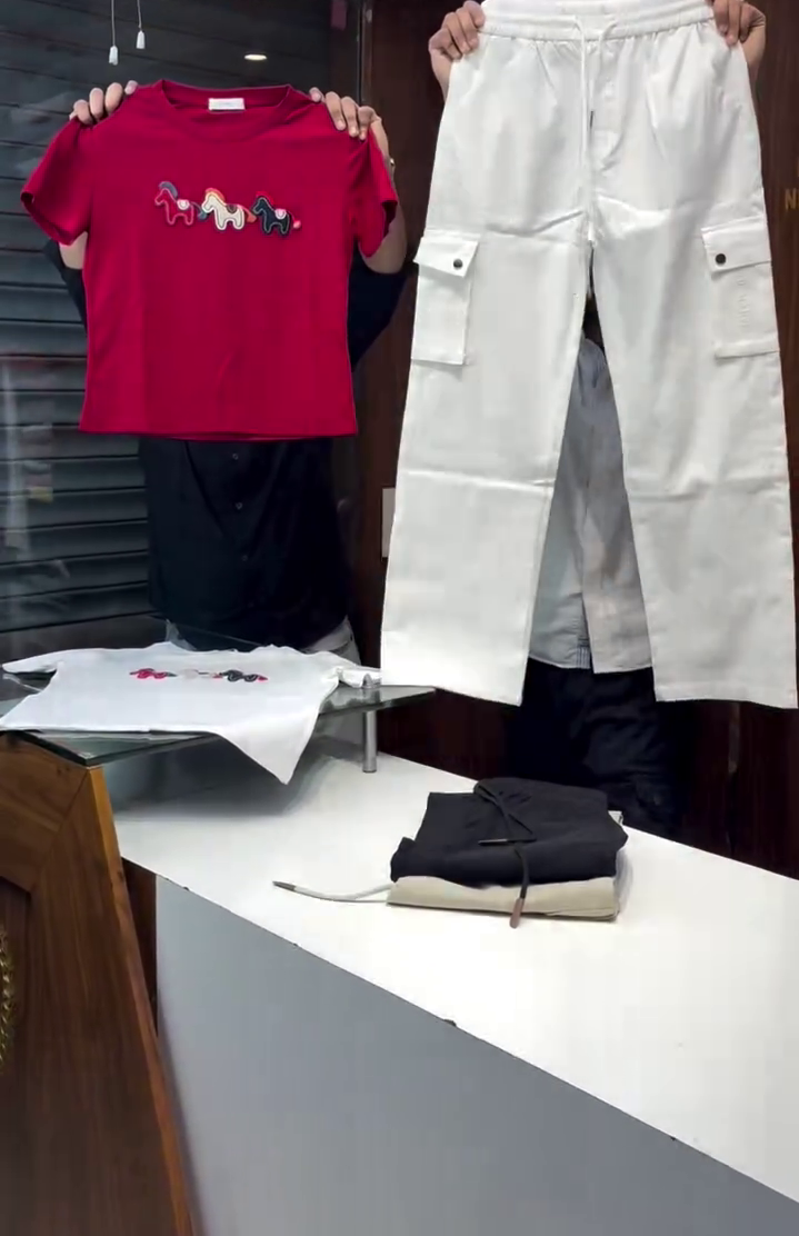 Trendy Casual T-Shirt and Cargo Pants Set for Everyday Street Style