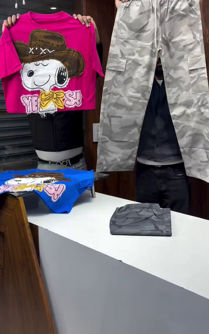 Stylish Graphic T-Shirt with Camouflage Cargo Pants