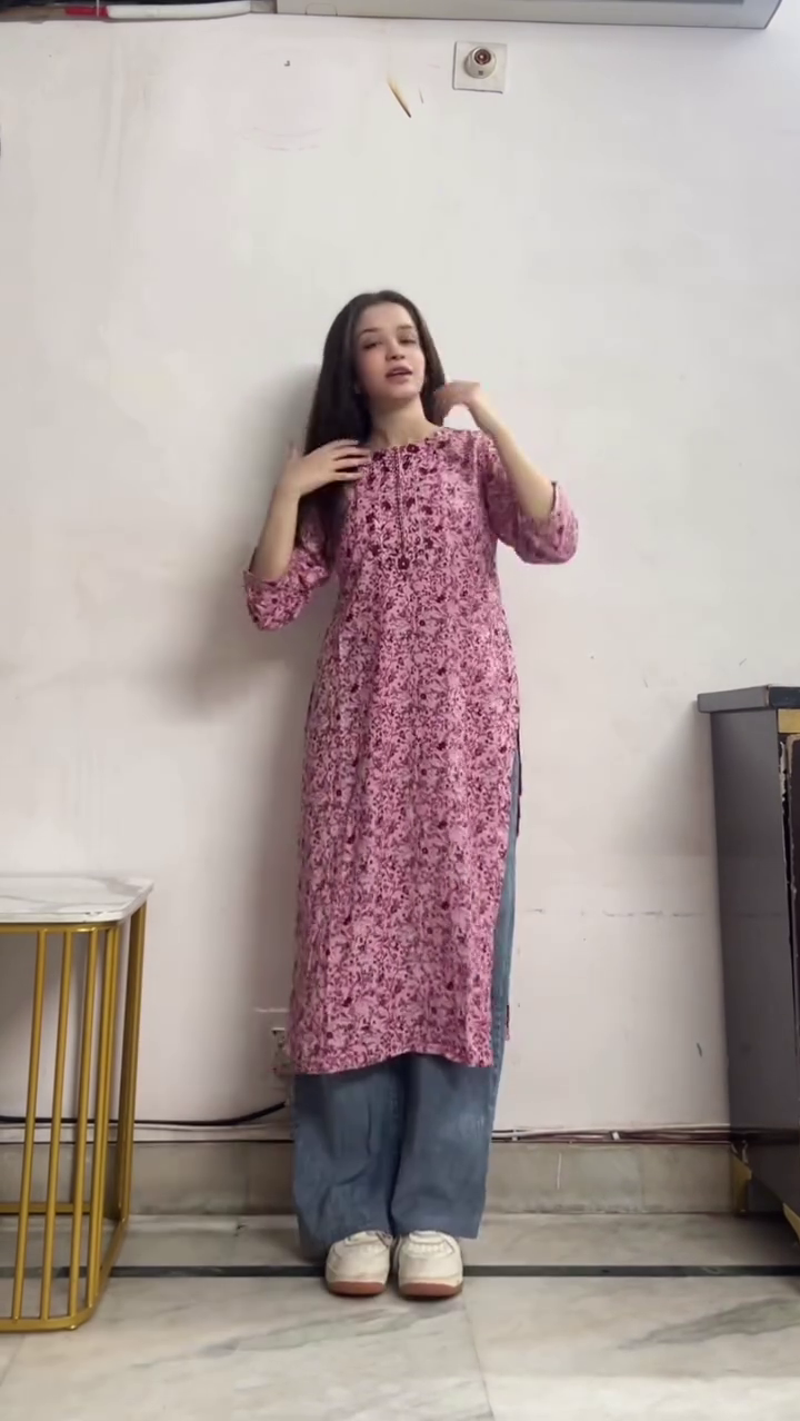 Red Floral Printed Kurti