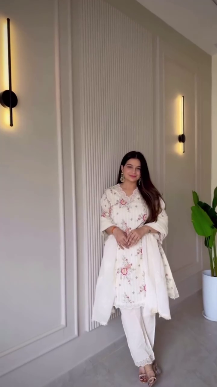 Ivory Floral Embroidered Kurti