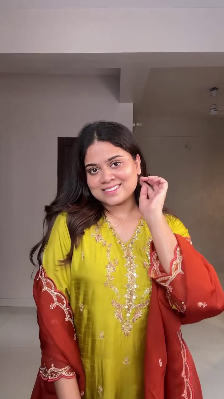 Sunshine Grace Embroidered Kurta Set