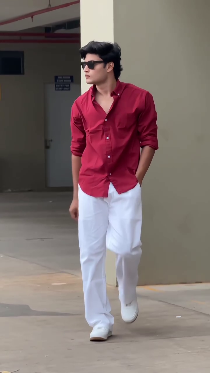 Modern Casual Men’s Shirt Look