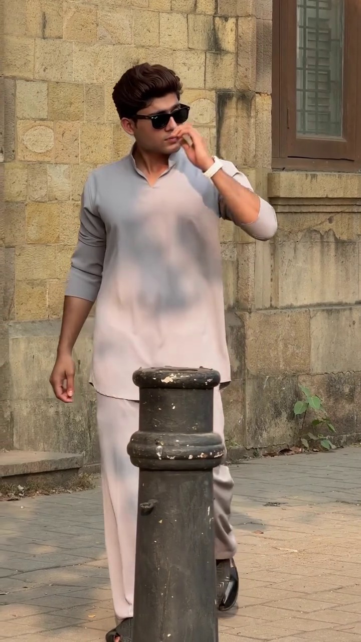 Modern Minimal Kurta Set