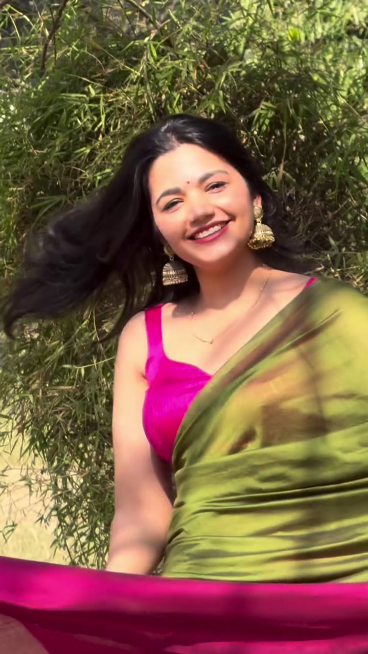 💚 Olive Glow Saree