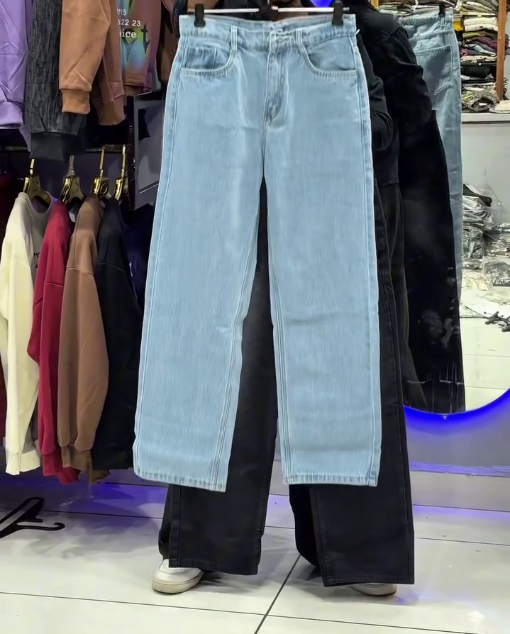 Classic Wide-Leg Denim Jeans