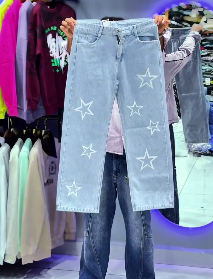 Premium Graphic Baggy Jeans