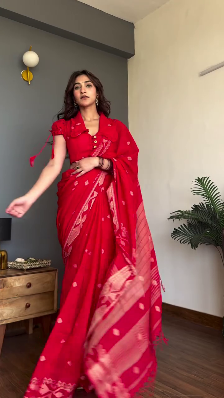 Graceful Grey Saree