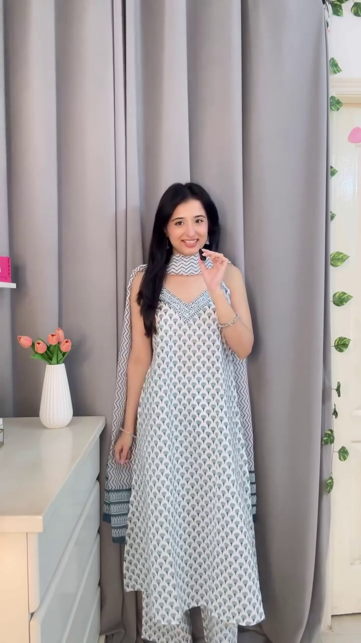 Floral Printed Elegant Kurta Dress